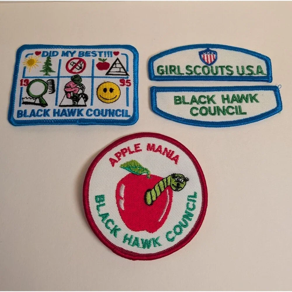 VTG 1990s Girl Scouts USA Wisconsin Black Hawk Council Troop ID Patch Badge Set